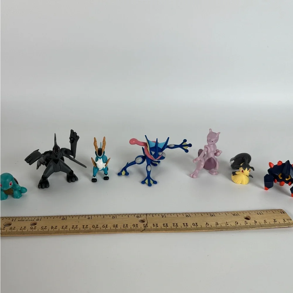 Tomy‎ Pokemon Figures Lot of 8 Collectible Figures Action Figurines